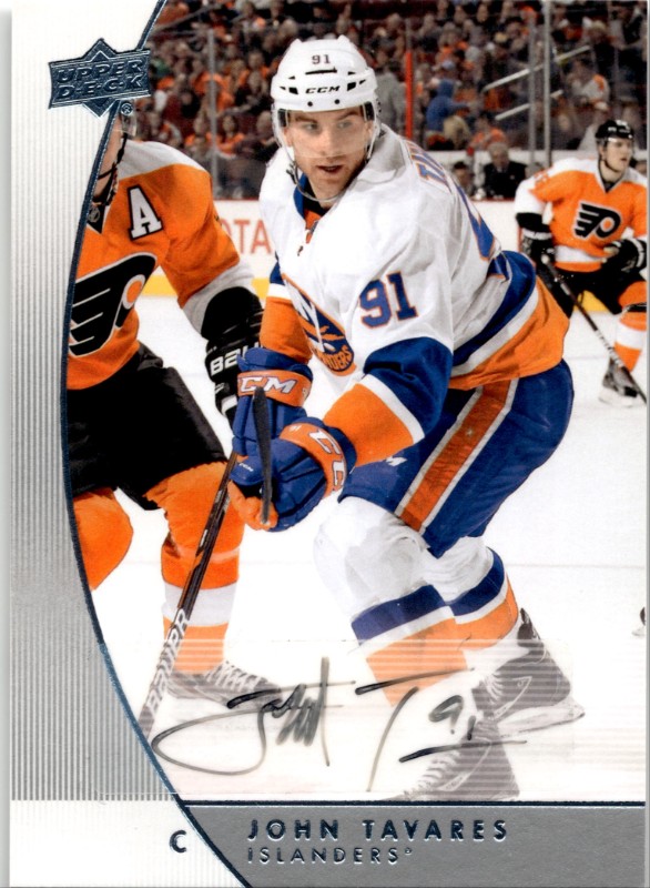 #P13 John Tavares Autograph