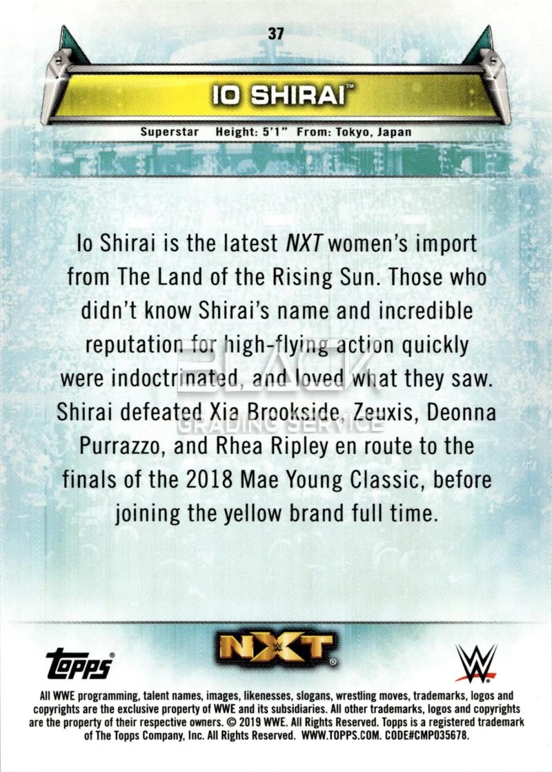 Back - Topps WWE Women’s Divison